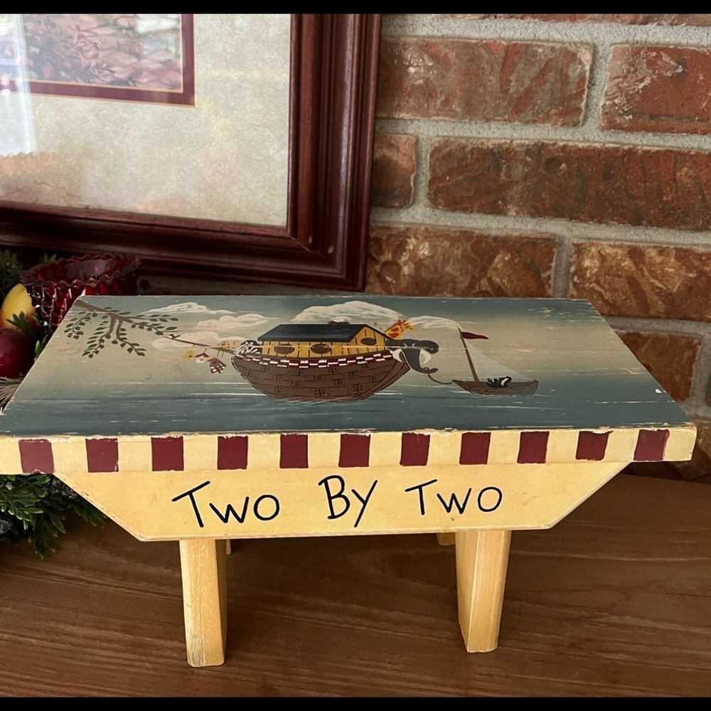 Rare Vintage 1970’s Noah’s Ark Solid Wood Bench